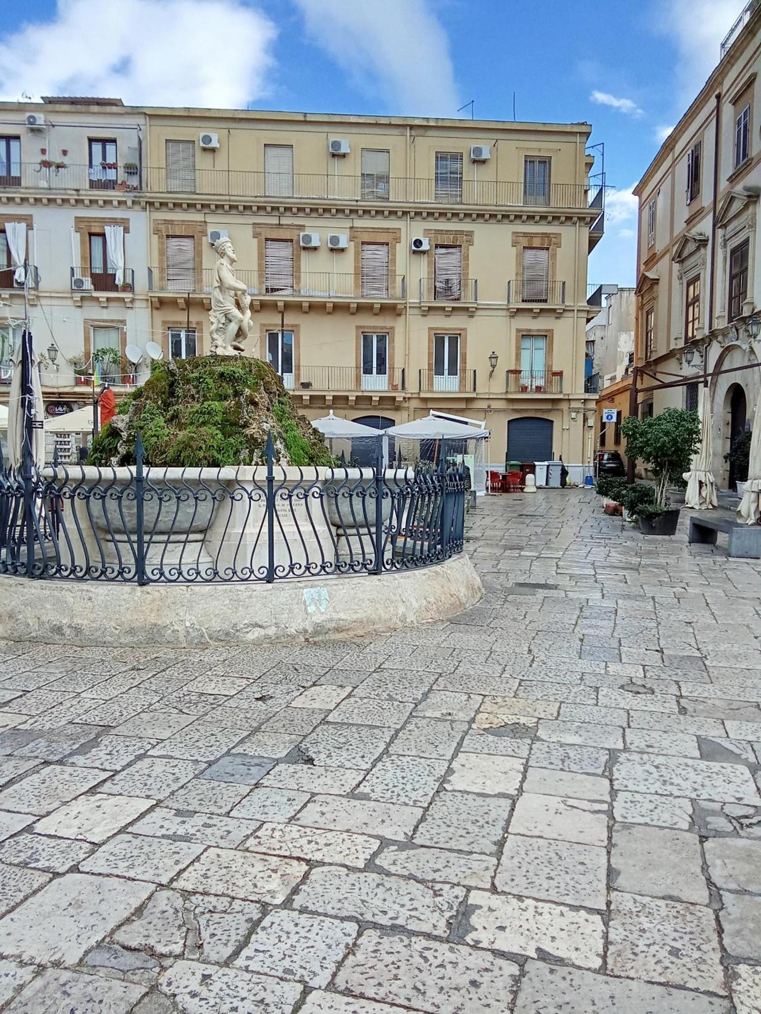 Luna Maison Palermo Esterno foto
